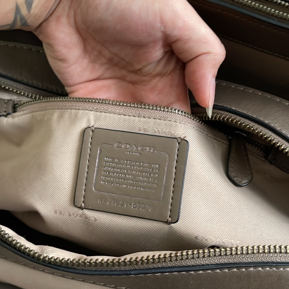 Coach Brooklyn 34 Carryall Bag💼 - Picture 15 of 16